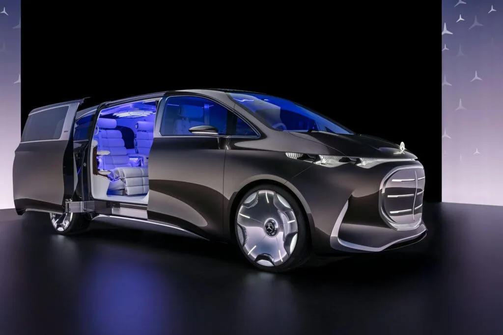 Mercedes-Benz Vision V: початок нової ери. Mercedes Service, Підлісся