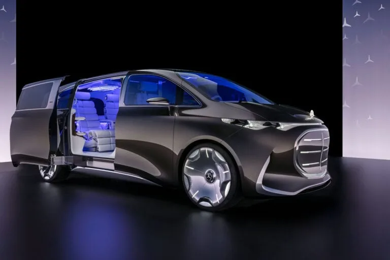 Mercedes-Benz Vision V: початок нової ери. Mercedes Service, Підлісся